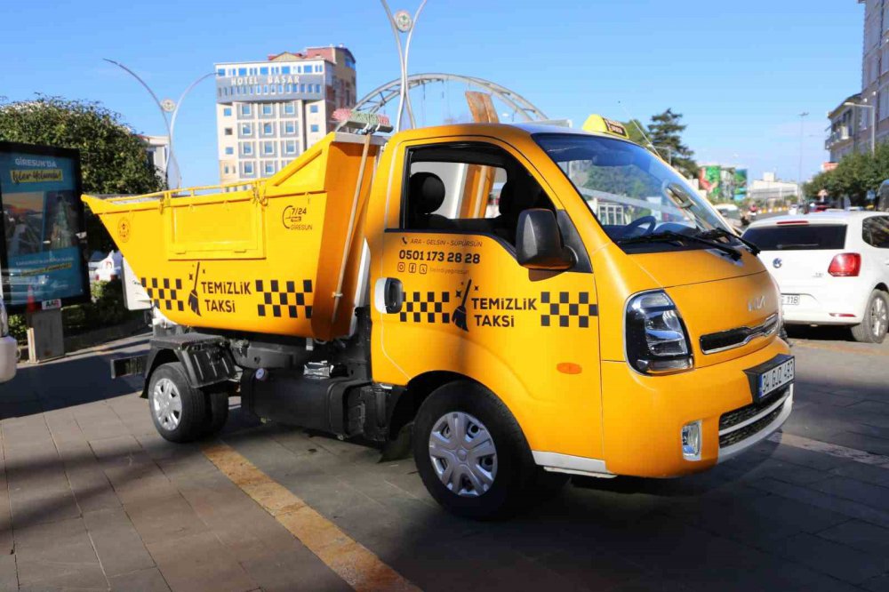 BU TAKSİLER YOLCU DEĞİL ÇÖP TAŞIYOR. GİRESUN BELEDİYESİ TARAFINDAN HİZMETE SUNULAN TEMİZLİK TAKSİLERİ, ÇÖP TOPLAMA SAATLERİ DIŞINDA KALAN ZAMANLARDA DA VATANDAŞLARIN İMDADINA YETİŞİYOR