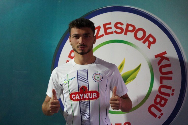 ÇAYKUR RİZESPOR, ALTYAPISINDA YETİŞEN REMZİ KOLCUOĞLU İLE PROFESYONEL SÖZLEŞME İMZALADI
