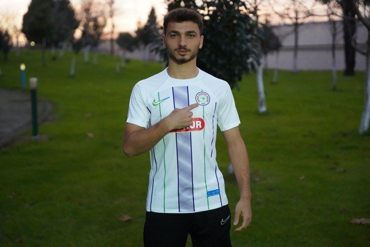 ÇAYKUR RİZESPOR, ALTYAPISINDA YETİŞEN REMZİ KOLCUOĞLU İLE PROFESYONEL SÖZLEŞME İMZALADI