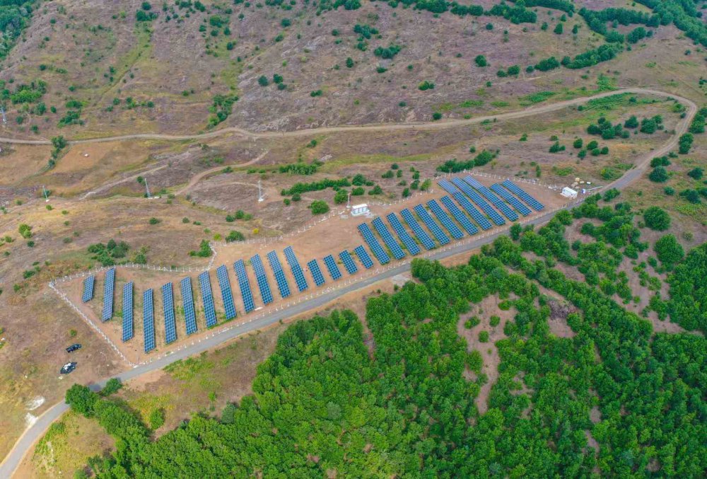 DOĞU KARADENİZ’İN YÜKSEK TEPELERİ GÜNEŞ ENERJİ SANTRALLERİ İLE KAPLANIYOR