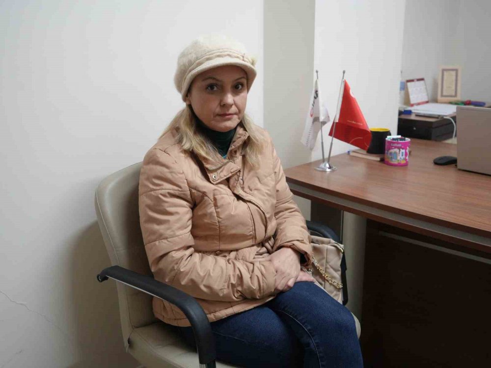 KASTAMONU'DA KENDİSİNİ ARAYAN DOLANDIRICILARLA MOBİL BANKACILIK ŞİFRELERİNİ PAYLAŞAN KADIN, HESABI ÜZERİNDEN KREDİ ÇEKİLMESİ İLE 130 BİN TL DOLANDIRILDI