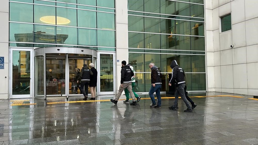 ORDU İL EMNİYET MÜDÜRLÜĞÜ TARAFINDAN UYUŞTURUCU MADDE TİCARETİNE YÖNELİK DÜZENLENEN OPERASYONDA, 3 İLDE GÖZALTINA ALINAN 6 ŞÜPHELİDEN 4'Ü TUTUKLANDI