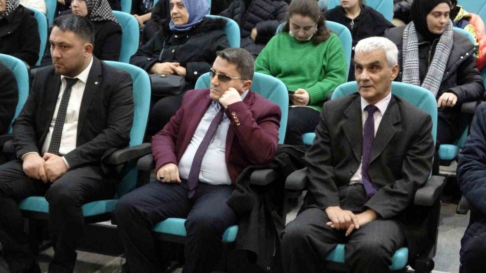 TRABZON'DA, İÇİŞLERİ BAKANLIĞI SİVİL TOPLUMLA İLİŞKİLER GENEL MÜDÜRLÜĞÜ TARAFINDAN DESTEKLENEN VE ORTAHİSAR BELEDİYESİ'NİN DE KATKIDA BULUNDUĞU, "ENGELİM YOK, KONUŞAN ELLERİM VAR" PROJESİ HAYATA GEÇİRİLDİ