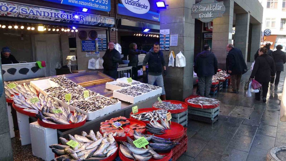 Hamsi Avı Azalınca, Balıkçılar 2 Gün Avlanmama Kararı Aldı