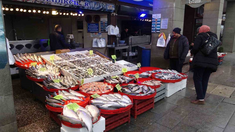Hamsi Avı Azalınca, Balıkçılar 2 Gün Avlanmama Kararı Aldı