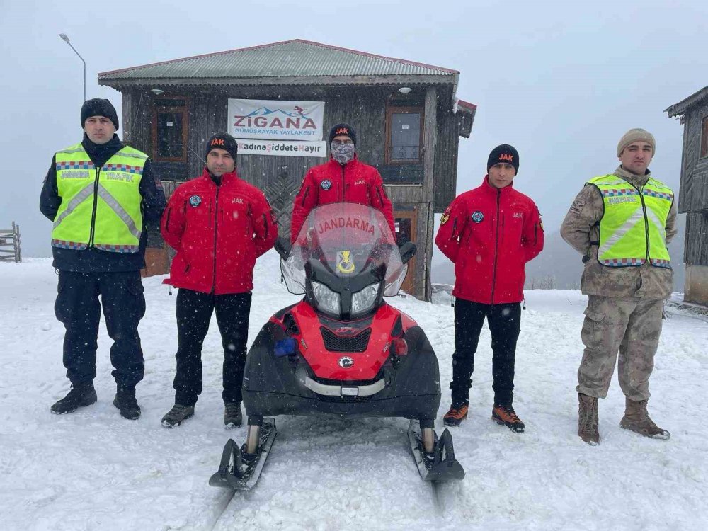 Zigana Dağı Kayak Tesisi’nde Güvenli Kış Turizmi İçin Jandarma Çalışmalarını Sürdürüyor
