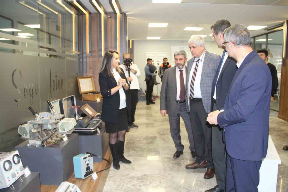 Türkiye’nin İlk Özel Elektrik Müzesi Erzurum’da Açıldı