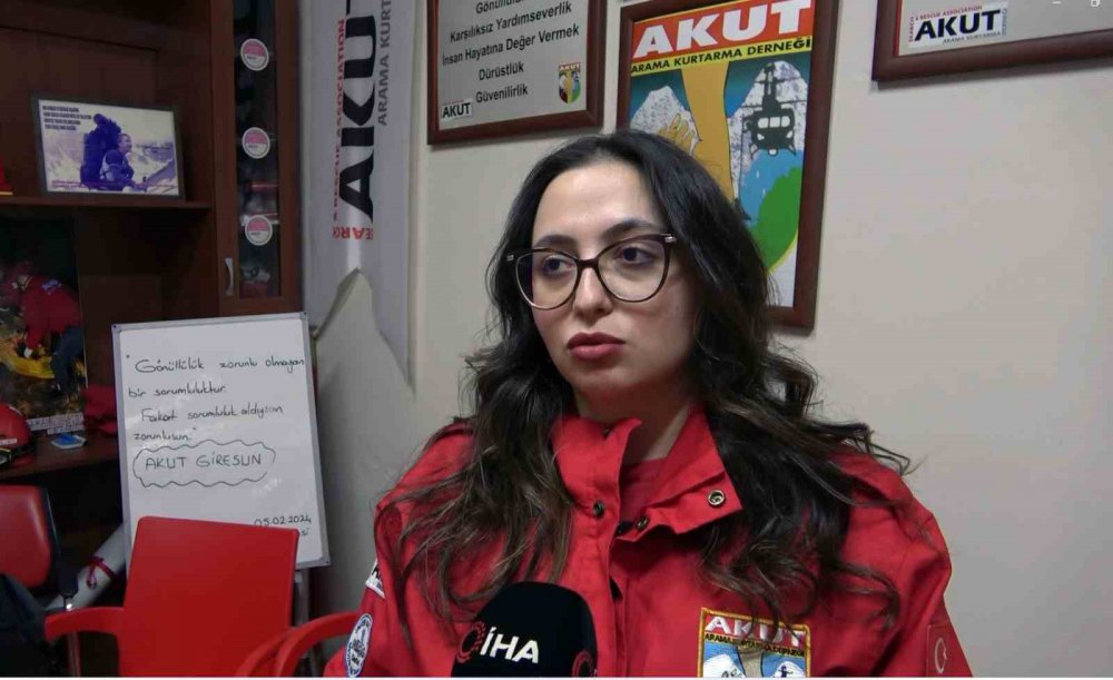 Giresun Ekibi Depremin 1. Yılında O Anları Anlatırken Adeta Yeniden Yaşadılar