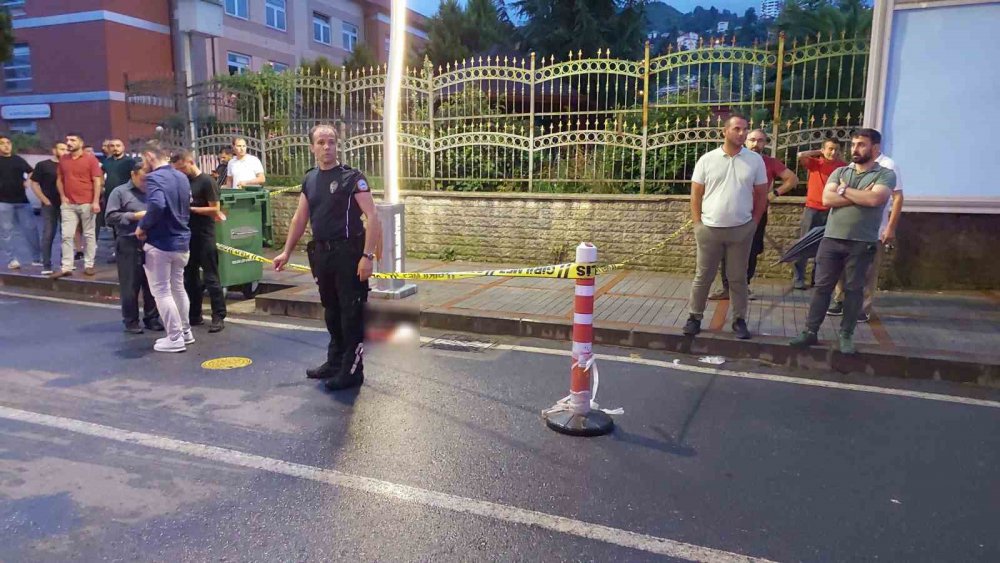 Rize’de ‘kiracı-ev Sahibi’ Cinayetinin İlk Duruşması Görüldü