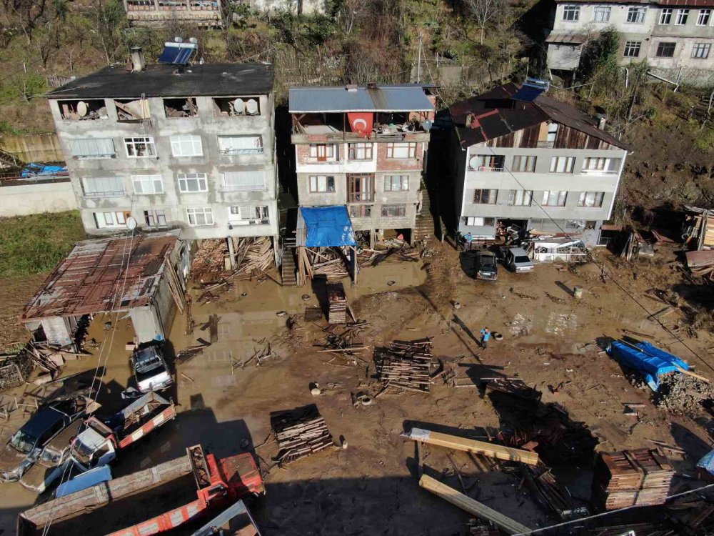 Artvin Borçka’da 4 Yıl Sonra Yine Aynı Sel Manzarası Yaşandı