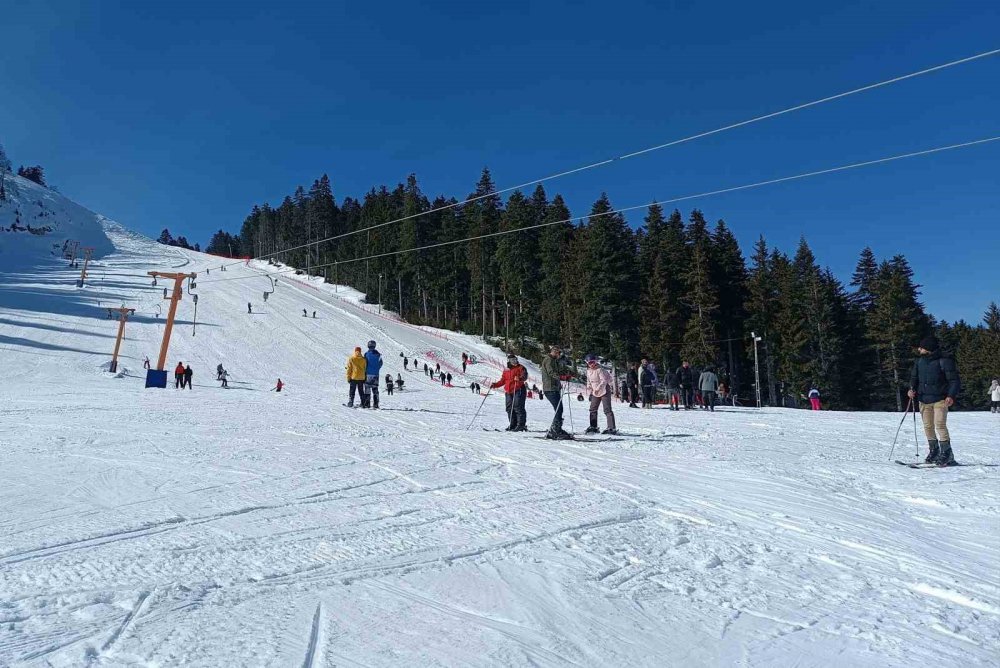 Artvin'de karlar üstünde evlenme teklifi
