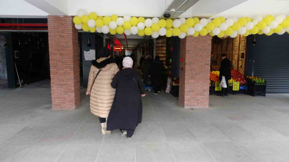 Trabzon'da Yaklaşık 65 Yıl Hizmet veren kadınlar halinin Yerine Yenisi Yapıldı