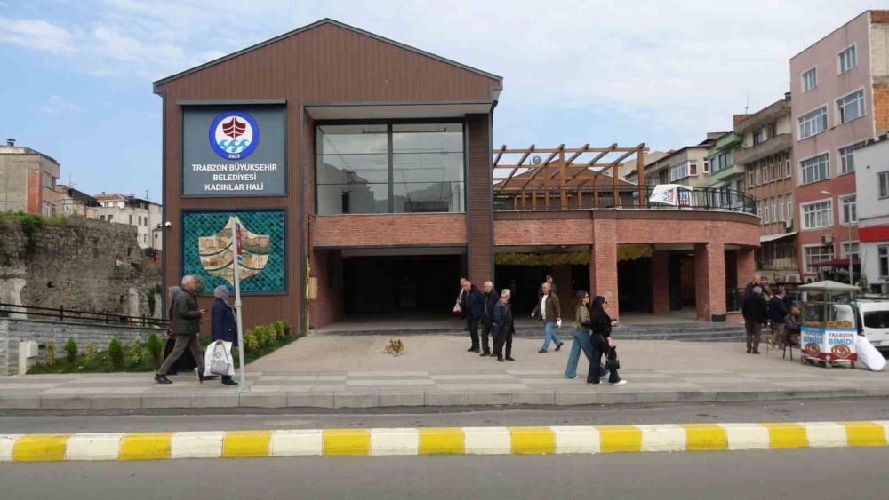 Trabzon'da Yaklaşık 65 Yıl Hizmet veren kadınlar halinin Yerine Yenisi Yapıldı