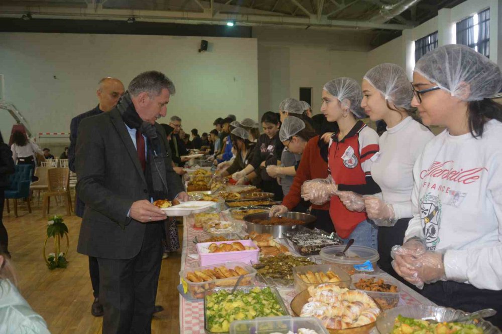 Ordu’da Filistin İçin ’hayır Çarşısı’ Kuruldu