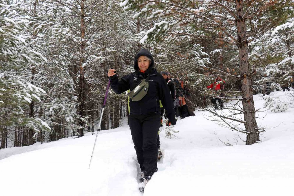 Kar Altında Büyüleyici Güzellik: Gümüşhane-şiran Sınırındaki Tersun Dağı’nda Doğa Yürüyüşü