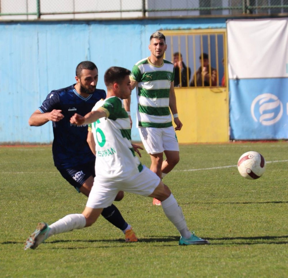Tff 3. Lig: Pazarspor: 0 - Efeler 09 Sfk: 0