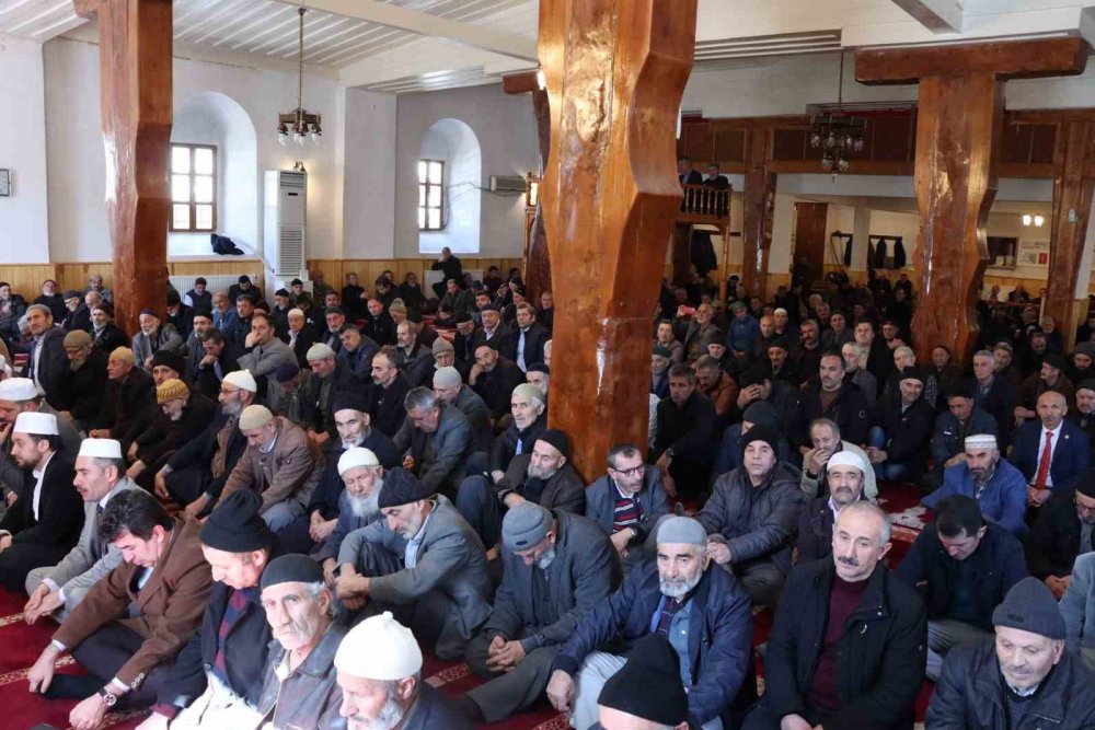 İspir’in Kurtuluşu Dualarla Kutlandı