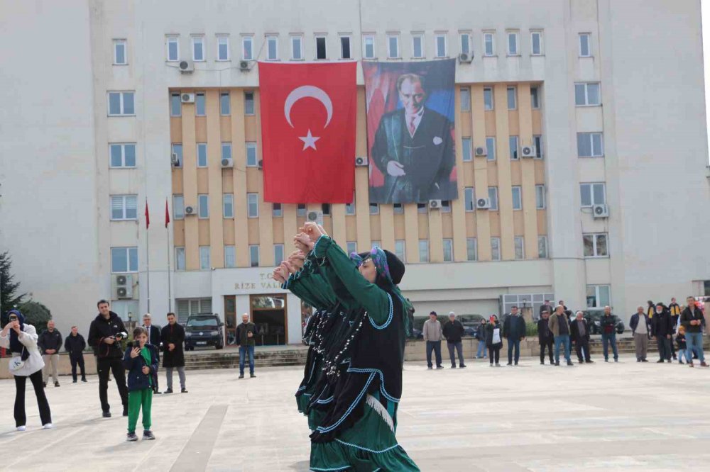 Rize'nin Kurtuluşunun 106. Yıldönümü Coşkuyla Kutlandı