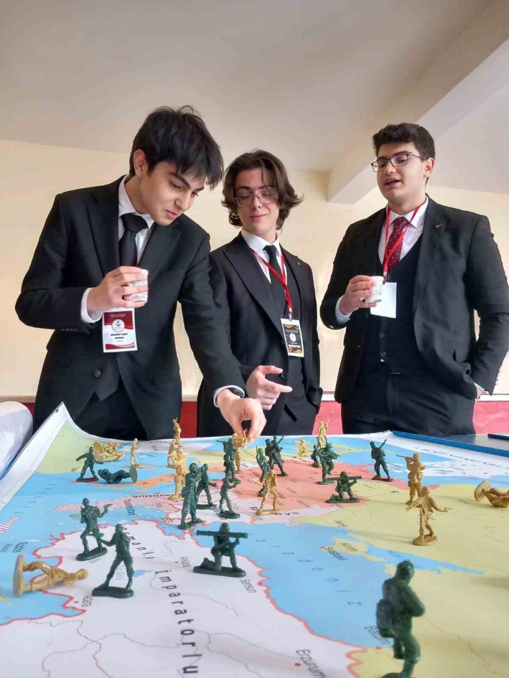 Geleceğin Liderleri Olarak Model Birleşmiş Milletler Konferansında Diplomasi Yaptılar
