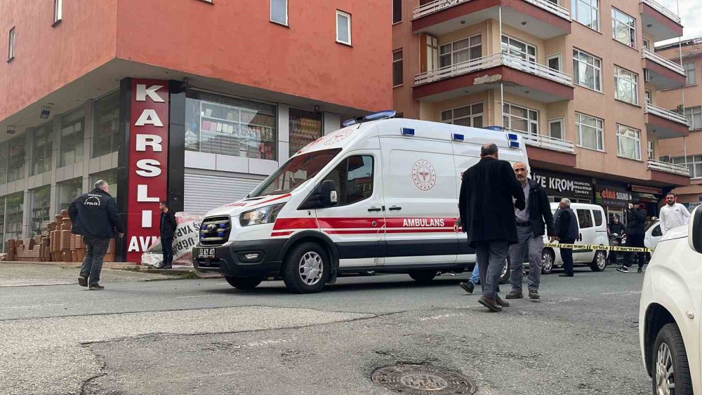 Rize’de İki Grup Arasında Silahlı Ve Bıçaklı Kavga: 3 Yaralı