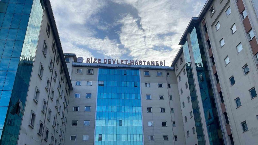 Rize’de İki Grup Arasında Silahlı Ve Bıçaklı Kavga: 3 Yaralı