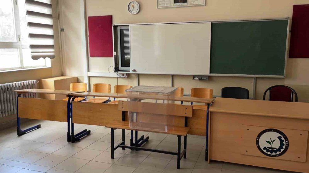 Cumhurbaşkanı Erdoğan’ın Memleketi Rize’de Okullar Yerel Seçime Hazır