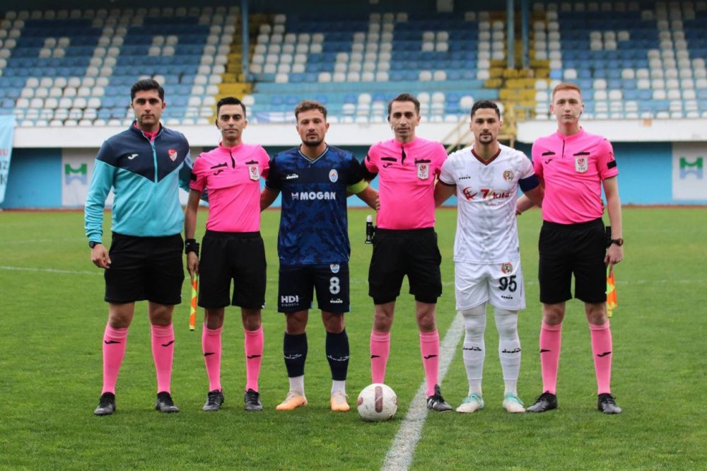 Pazarspor bu kez evinde kazandı , Tff 3. Lig: Pazarspor: 2 - Turgutluspor: 0