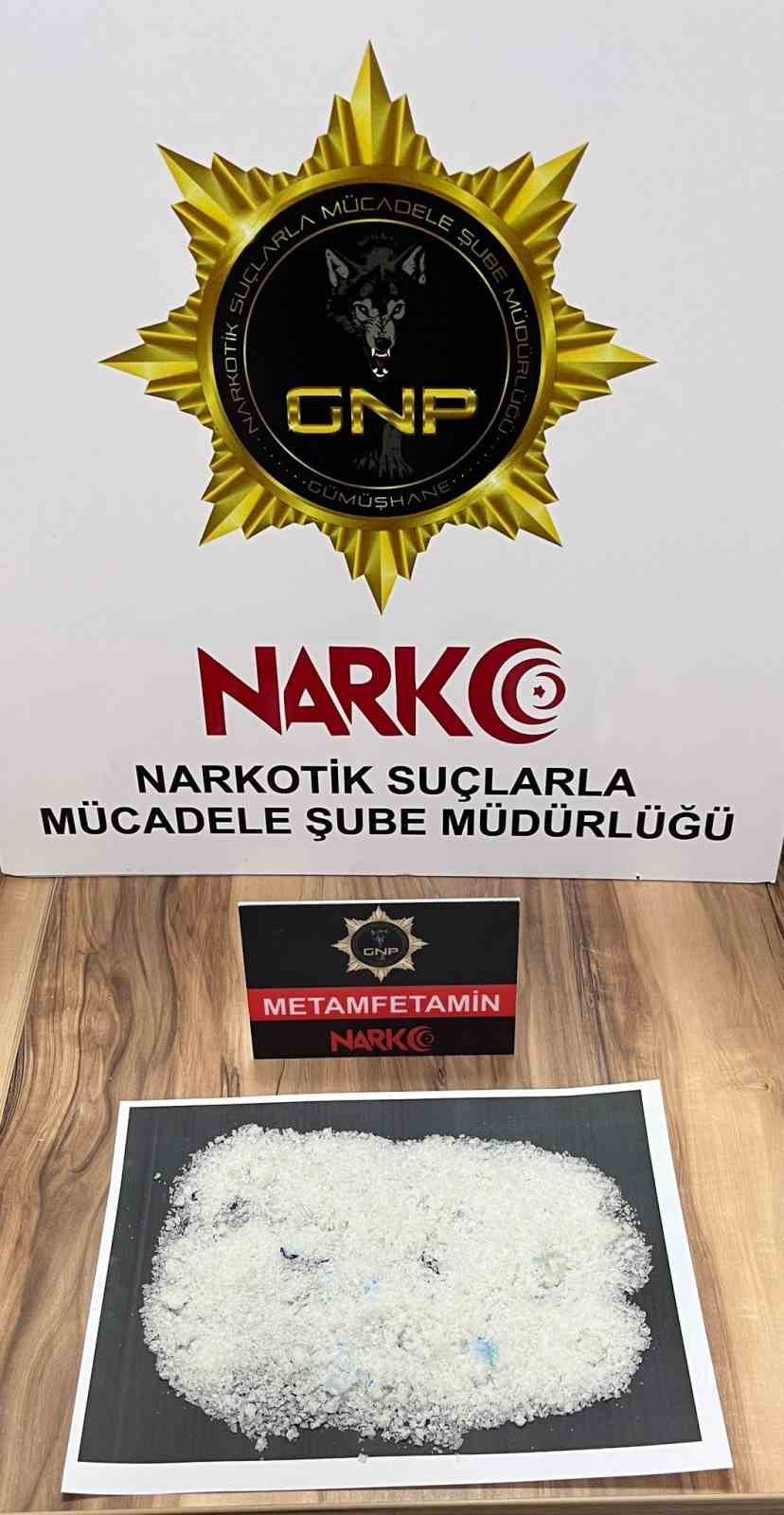 Gümüşhane'de Yabancı Uyruklu Şahıs Karnındaki Uyuşturucuyla Yakayı Ele Verdi