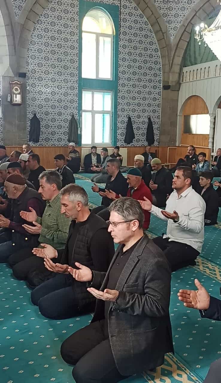 Erzurum'un Oltu İlçesi Özdere Mahallesi'nde 5 Yılda Toplam 5591 Hatim