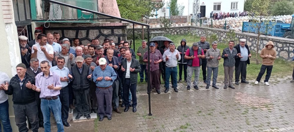 Tokat’ta Yağmur Altında Yağmur Duası