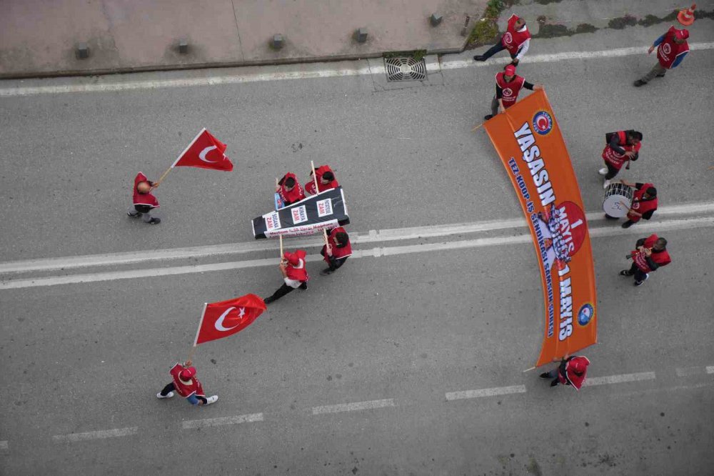 Samsun’da Renkli 1 Mayıs Kutlamaları