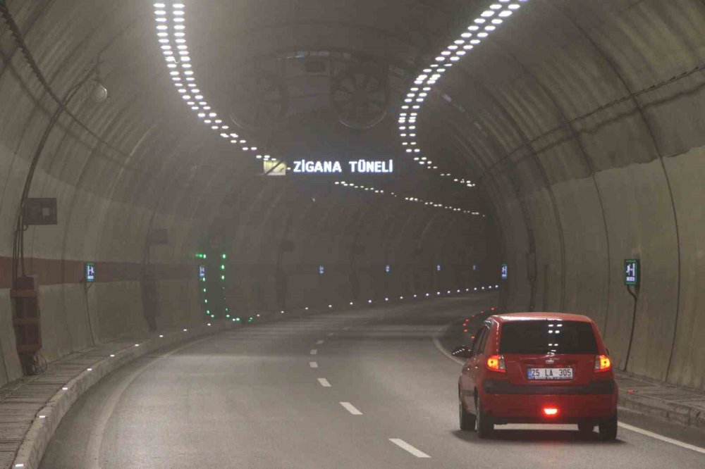 Zigana tineli türkiye ve avrupanın en uzun tüenli dünyanın 3. en  uzun tüneli