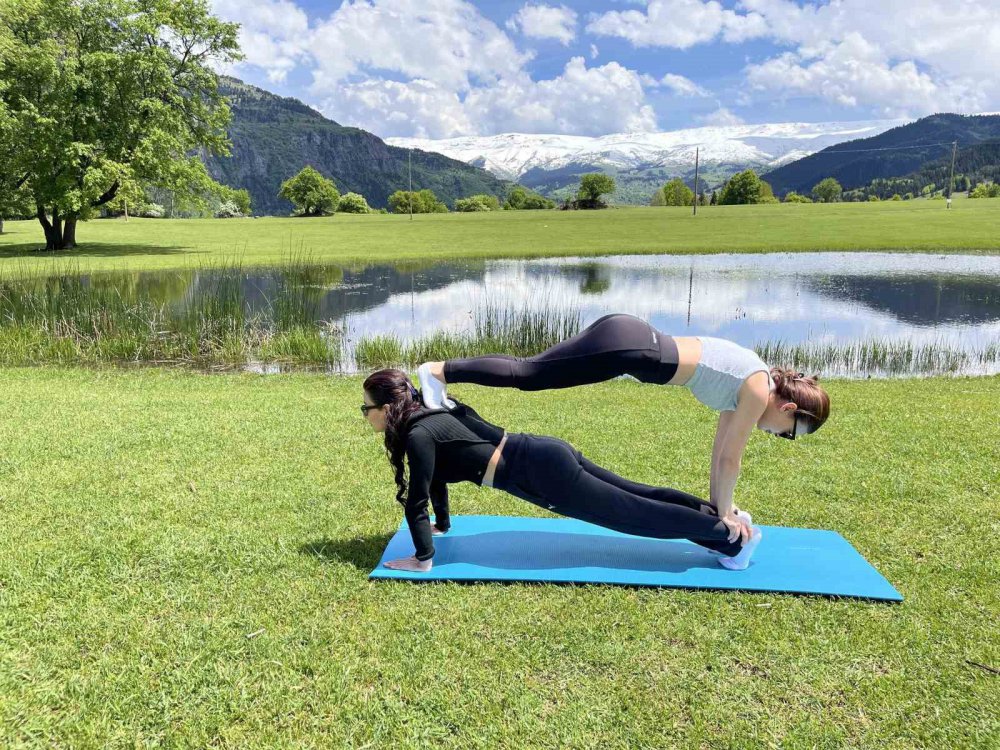 Usot Gölü  Yılda Sadece 2 Ay Ortaya Çıkıyor