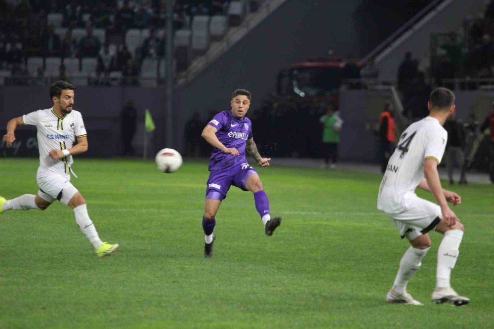 Orduspor konuk ettiği Aliağaspor'u 1 - 0 mağlup etti