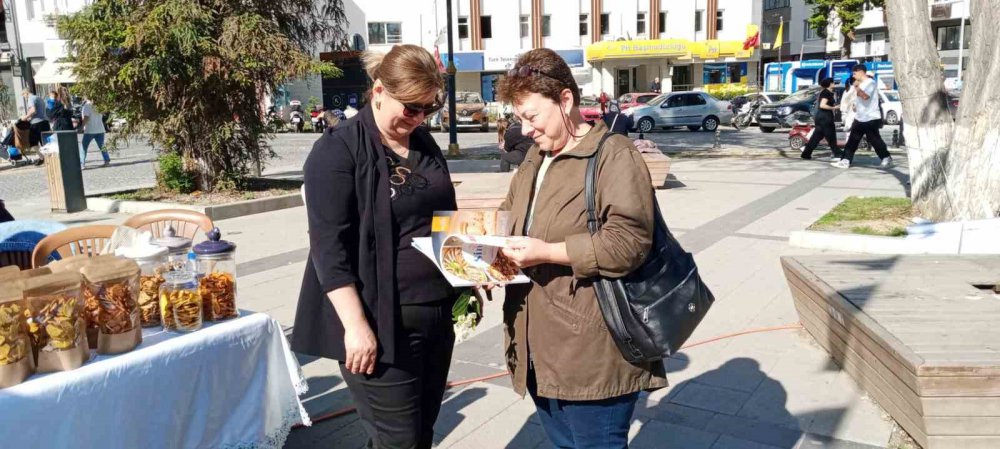 ’sinop Lezzetleri’ Kitabı Vatandaşlarla Buluştu