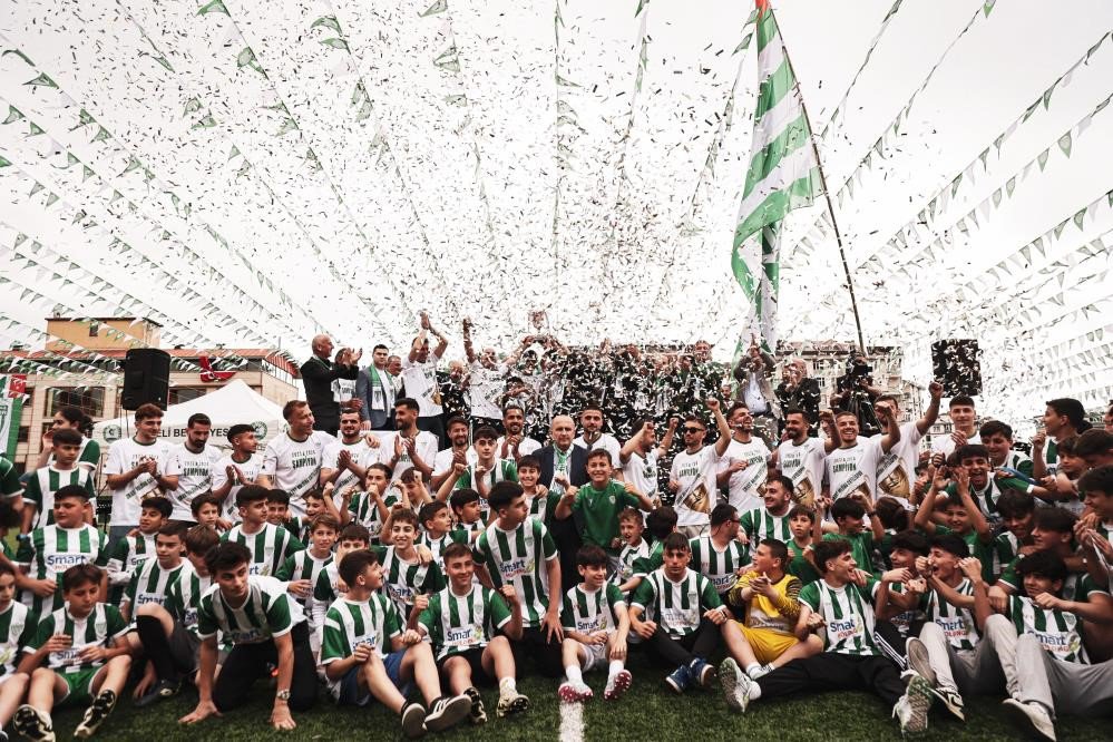 Ali Çelik; Rize Altın yılını yaşadı , Rize'den olimpiyat şampiyonları çıkartmak istediklerini ifade etti