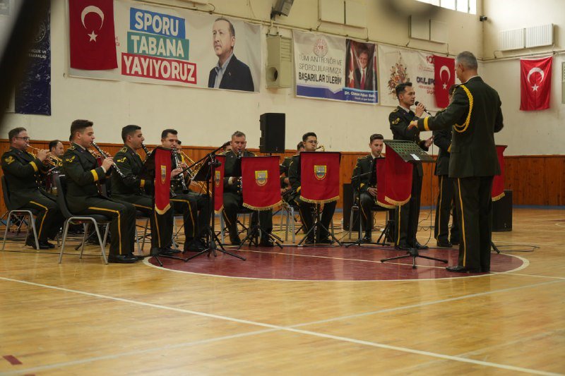 Bando Takımının Bayburt Konseri Milli Ve Manevi Duyguları Kabarttı