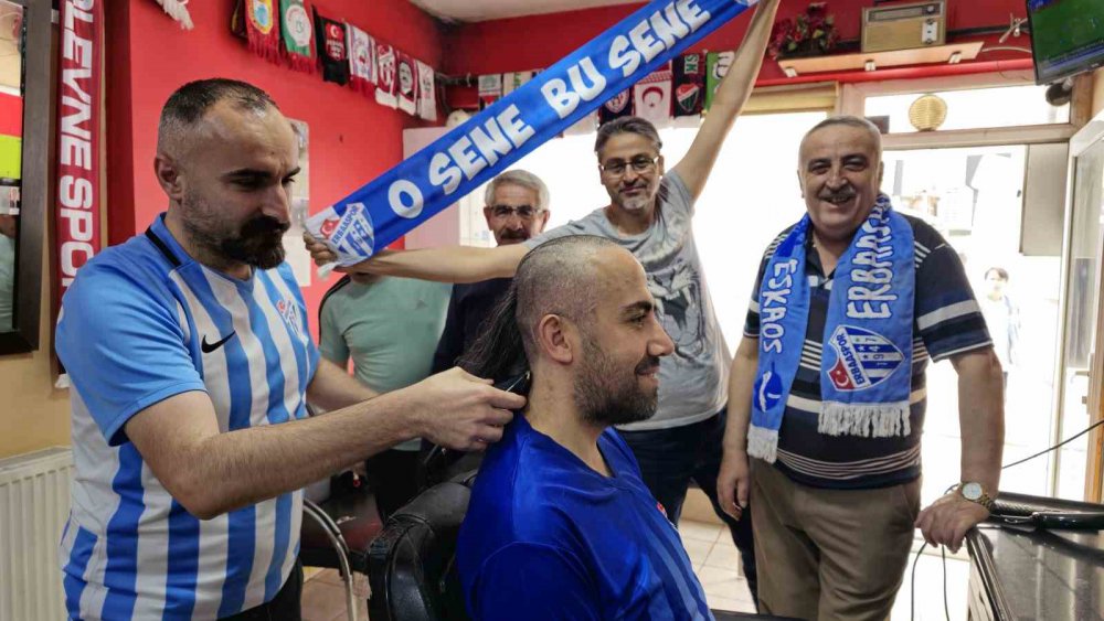 Tokat'ta Spor Muhabiri Sözünü Tuttu: 2 Yıllık Saçını Şampiyonluk İçin Kazıttı