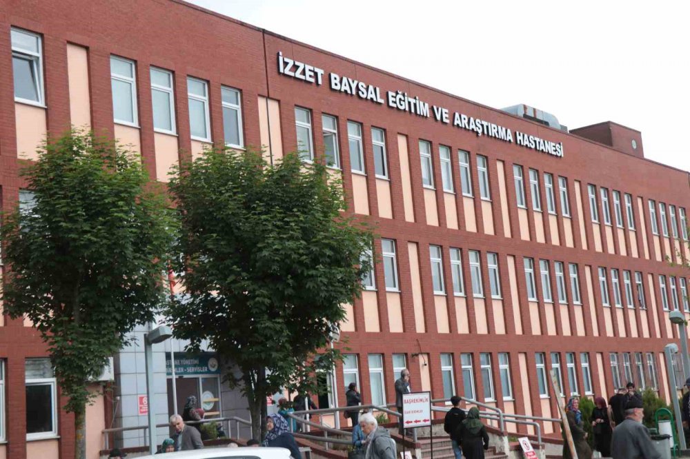 Kız Öğrenci Bıçaklı Saldırıya Uğradı