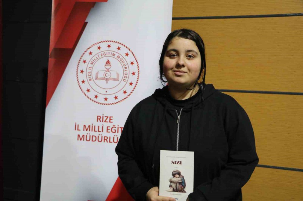 Rizeli öğrenciler bir ilki başardı , 14 adet kitap yazdılar