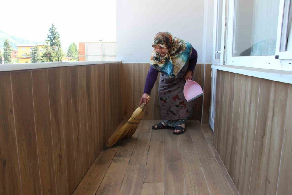 Of'taki çay fabrikası haklı bezdirdi , vatandaş toz silmekten bir hal oldu