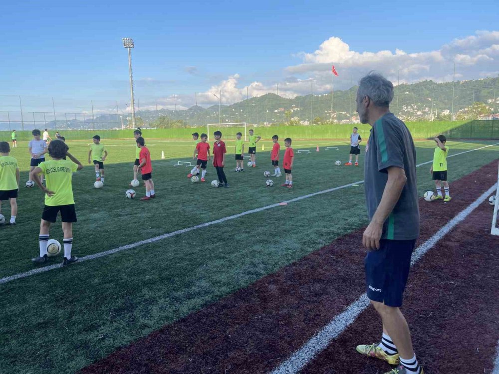 Barış Alper Yılmaz, Performansı İle Rizeli Hemşehrilerini Gururlandırıyor