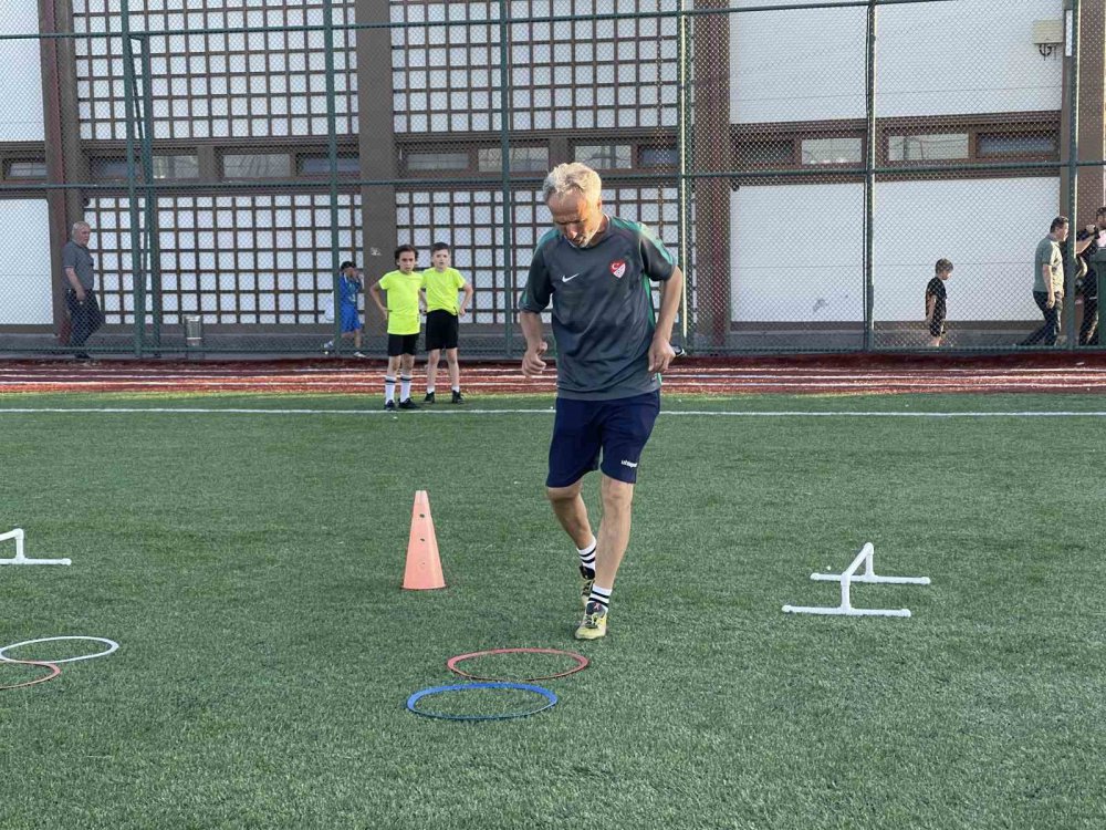 Barış Alper Yılmaz, Performansı İle Rizeli Hemşehrilerini Gururlandırıyor