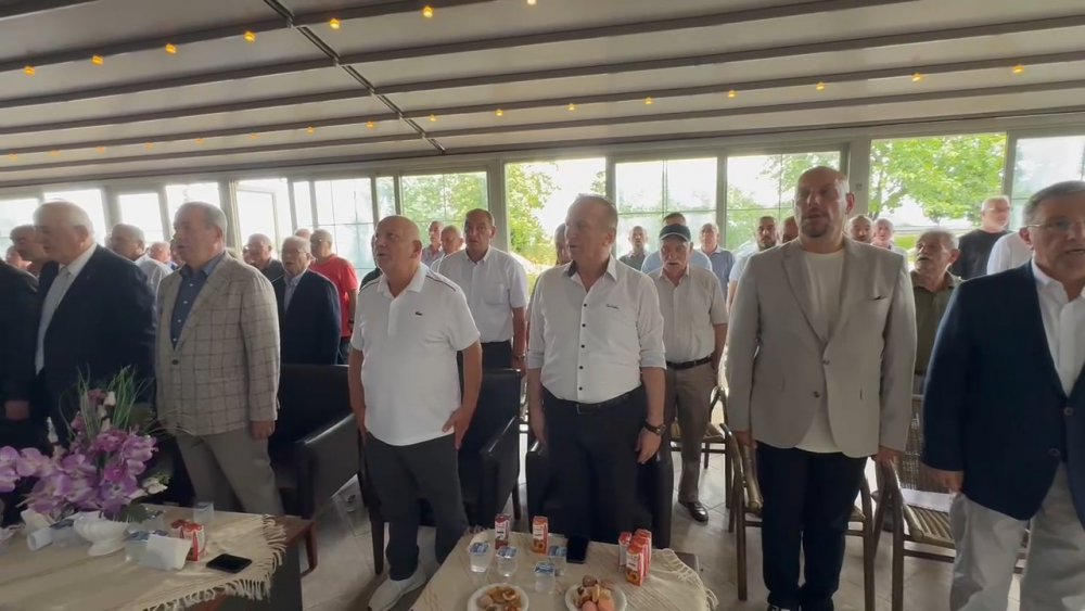 Pazarspor'un Yeni Başkanı Uğur Aslan Oldu