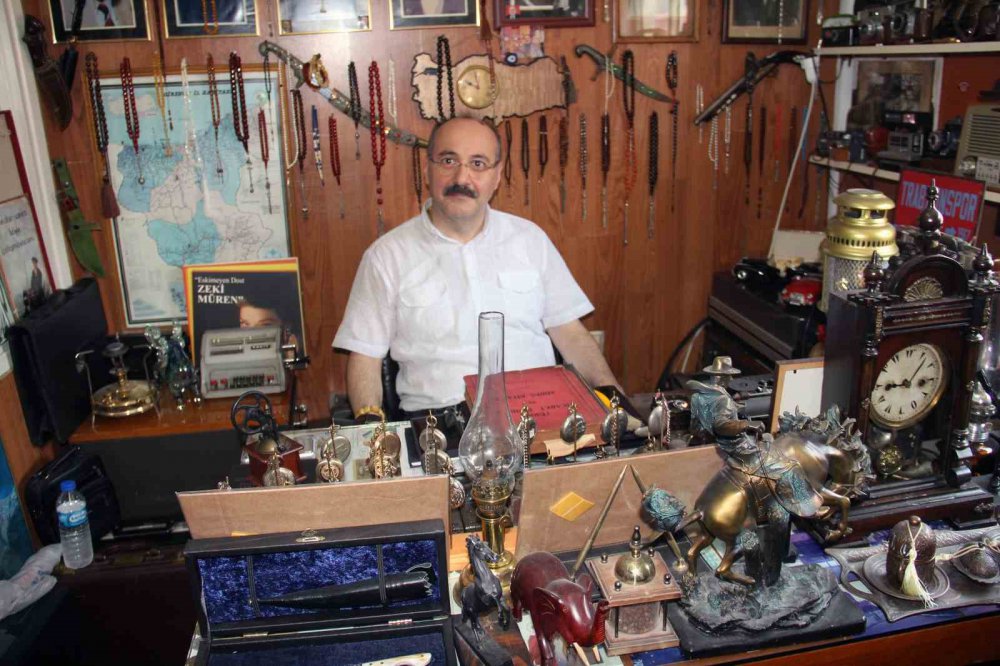 Giresun'da Gelinlik Mağazasının Bir Katını Adeta Müzeye Dönüştürdü