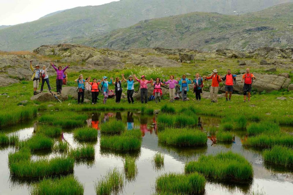 İzmirlile Gümüşhane'nin eşsiz güzelliğine hayran kaldılar