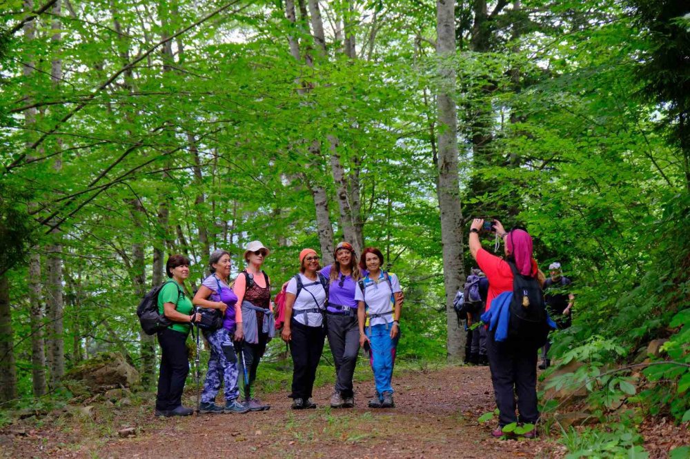 İzmirlile Gümüşhane'nin eşsiz güzelliğine hayran kaldılar