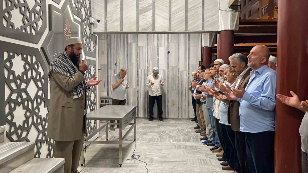 Rize’de Hamas Lideri Haniye İçin Gıyabi Cenaze Namazı Kılındı