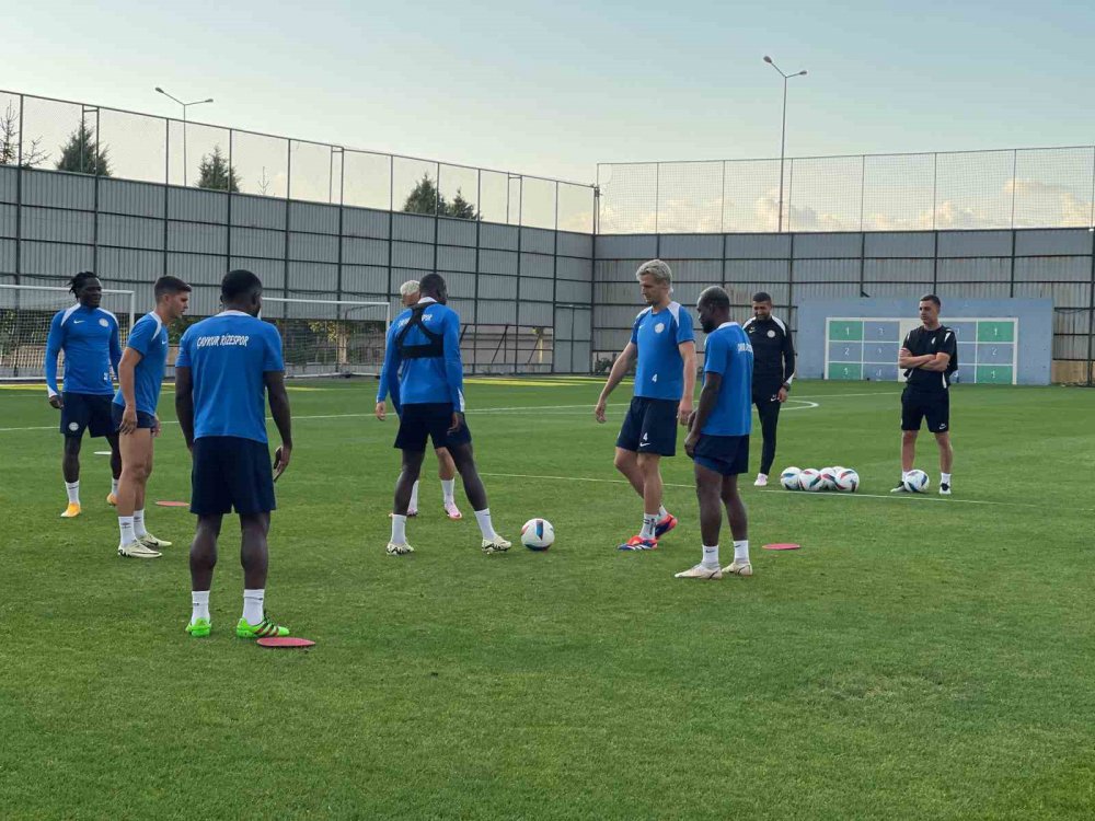 Çaykur Rizespor, Rize’de Hazırlıklarına Devam Ediyor