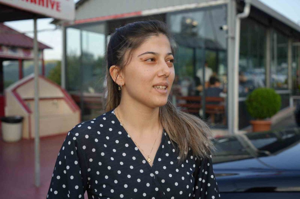 Bolu'da Tünel Kapandı, Bolu Dağı Esnafı Yoğunluktan İşleri Yetiştiremiyor